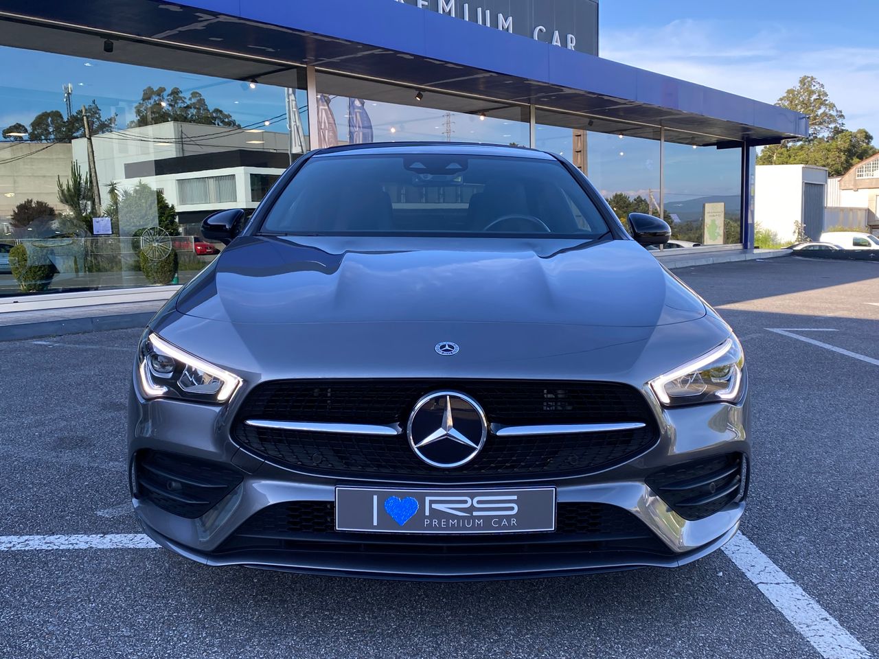 mercedes cla 2021 / foto grande (3)