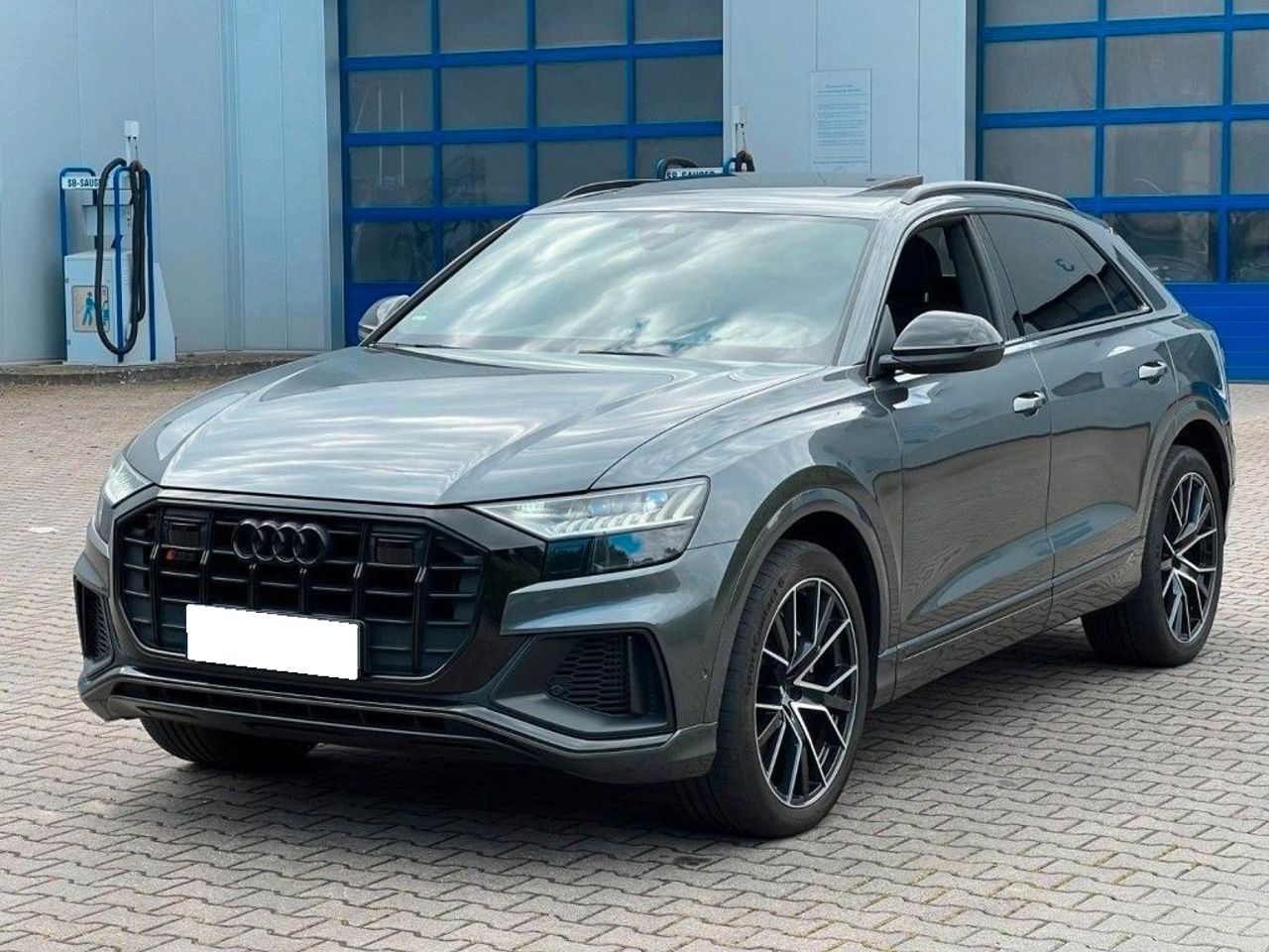 audi q8 2020 /