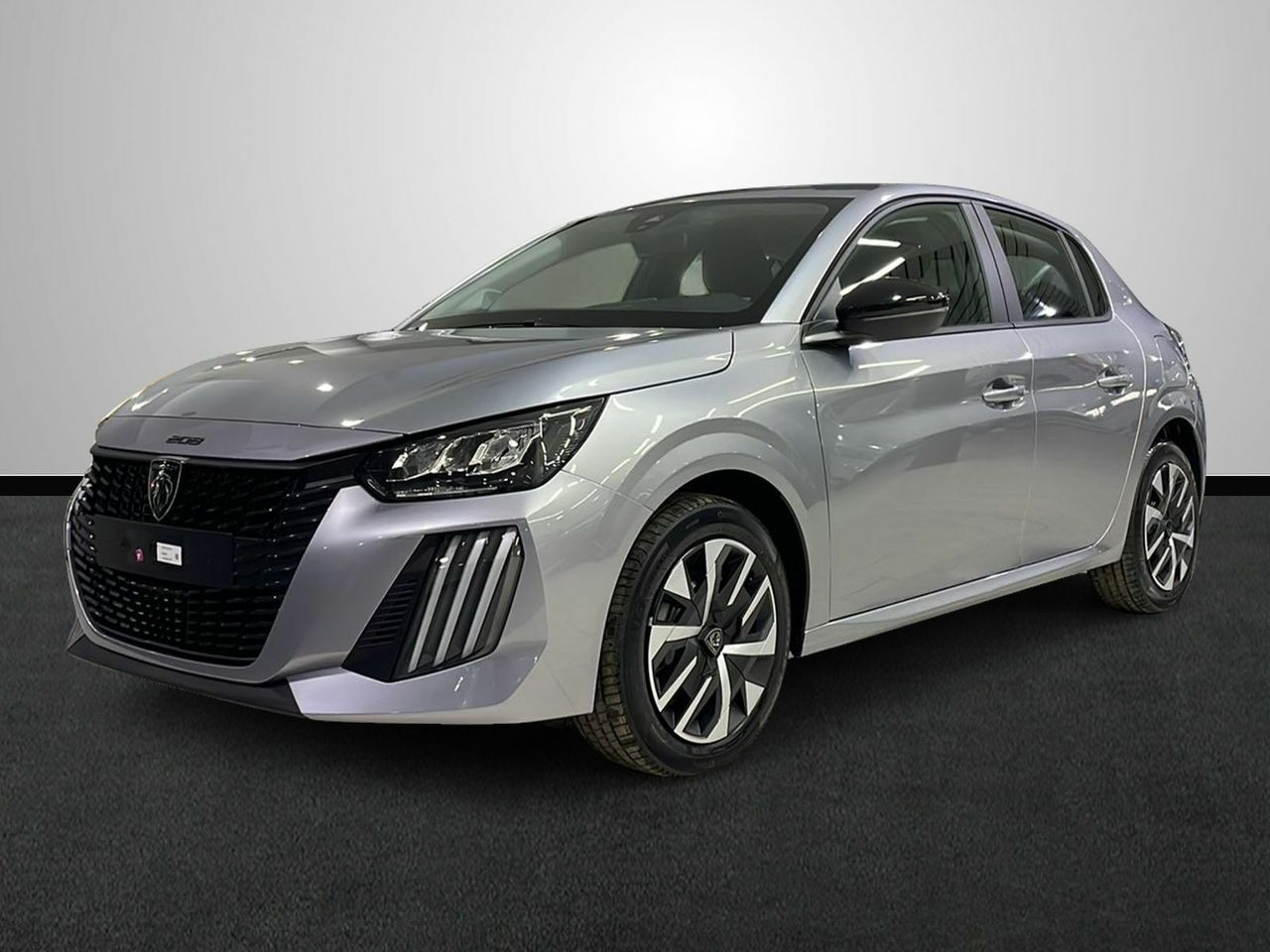 Dacia sandero gris claro  de segunda mano - peugeot 208 2025 /