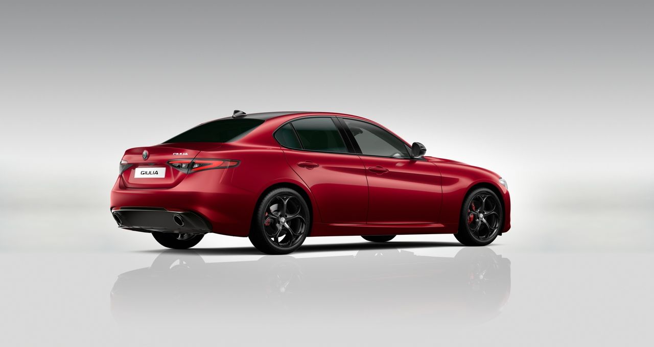 alfa romeo giulia 2025 / foto grande (3)