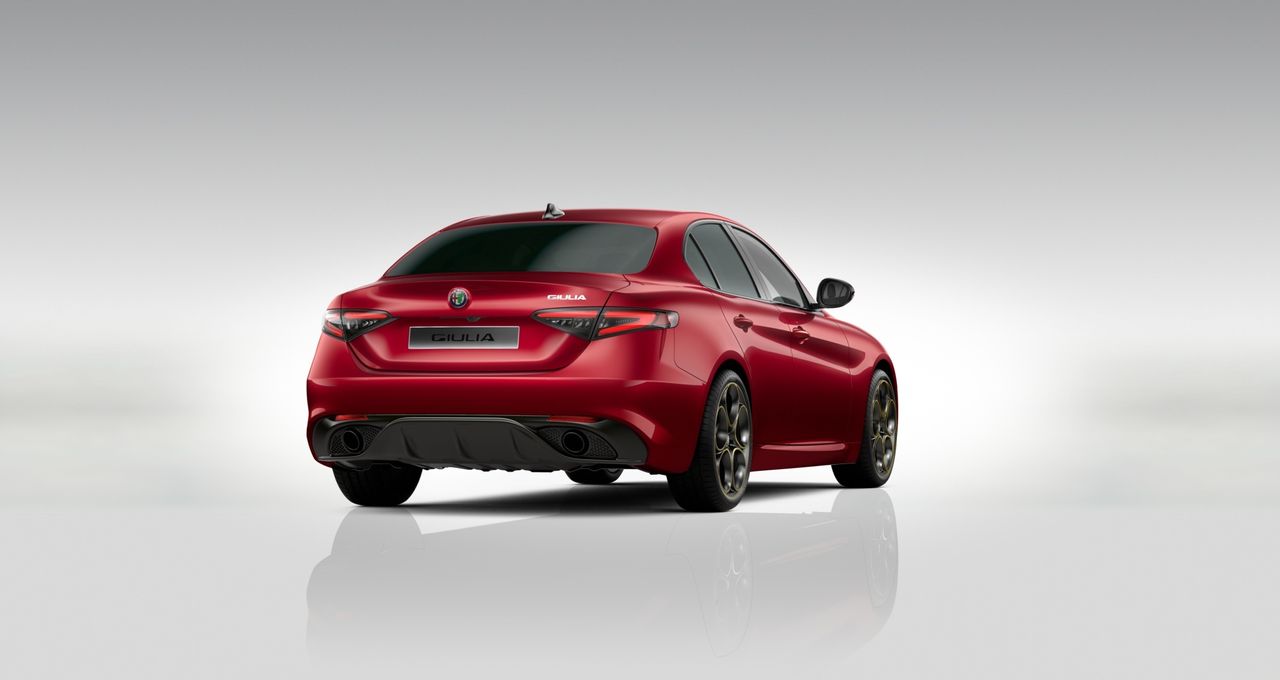 alfa romeo giulia 2025 / foto grande (2)