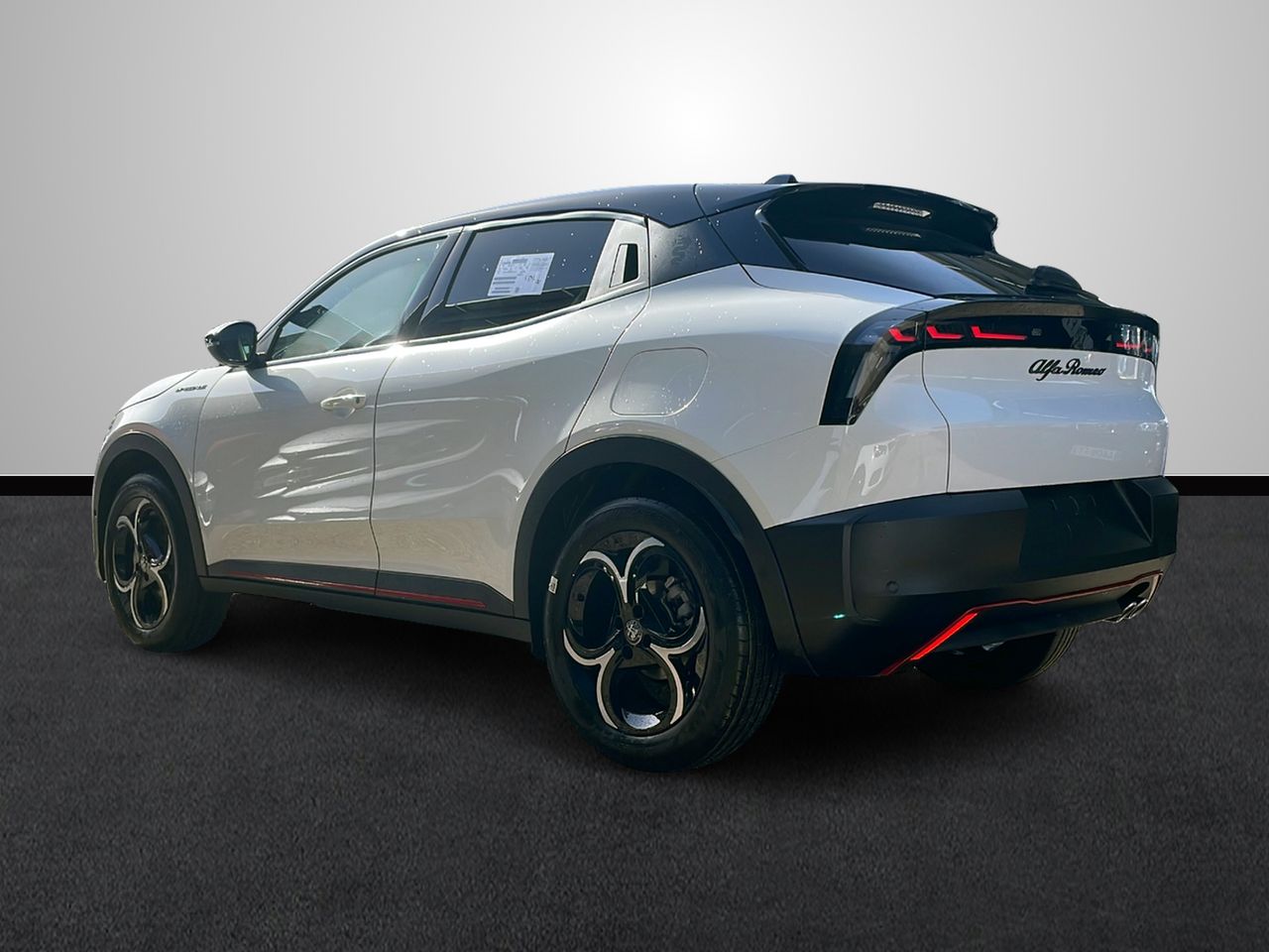 alfa romeo junior 2025 / foto grande (2)