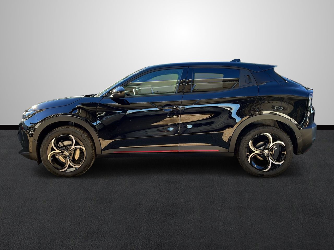 alfa romeo junior 2025 / foto grande (2)
