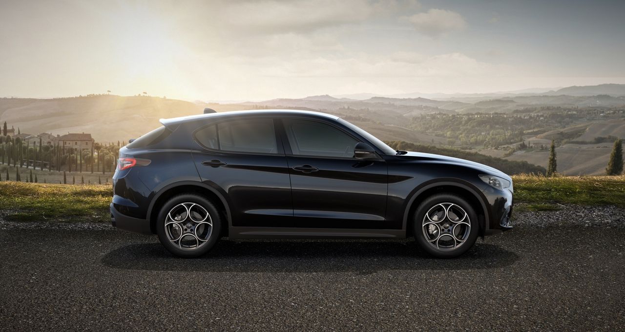 alfa romeo stelvio 2025 / foto grande (2)