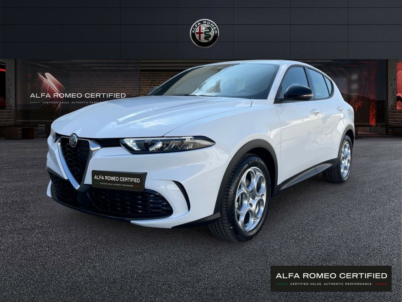 Foto alfa romeo tonale 2023 /