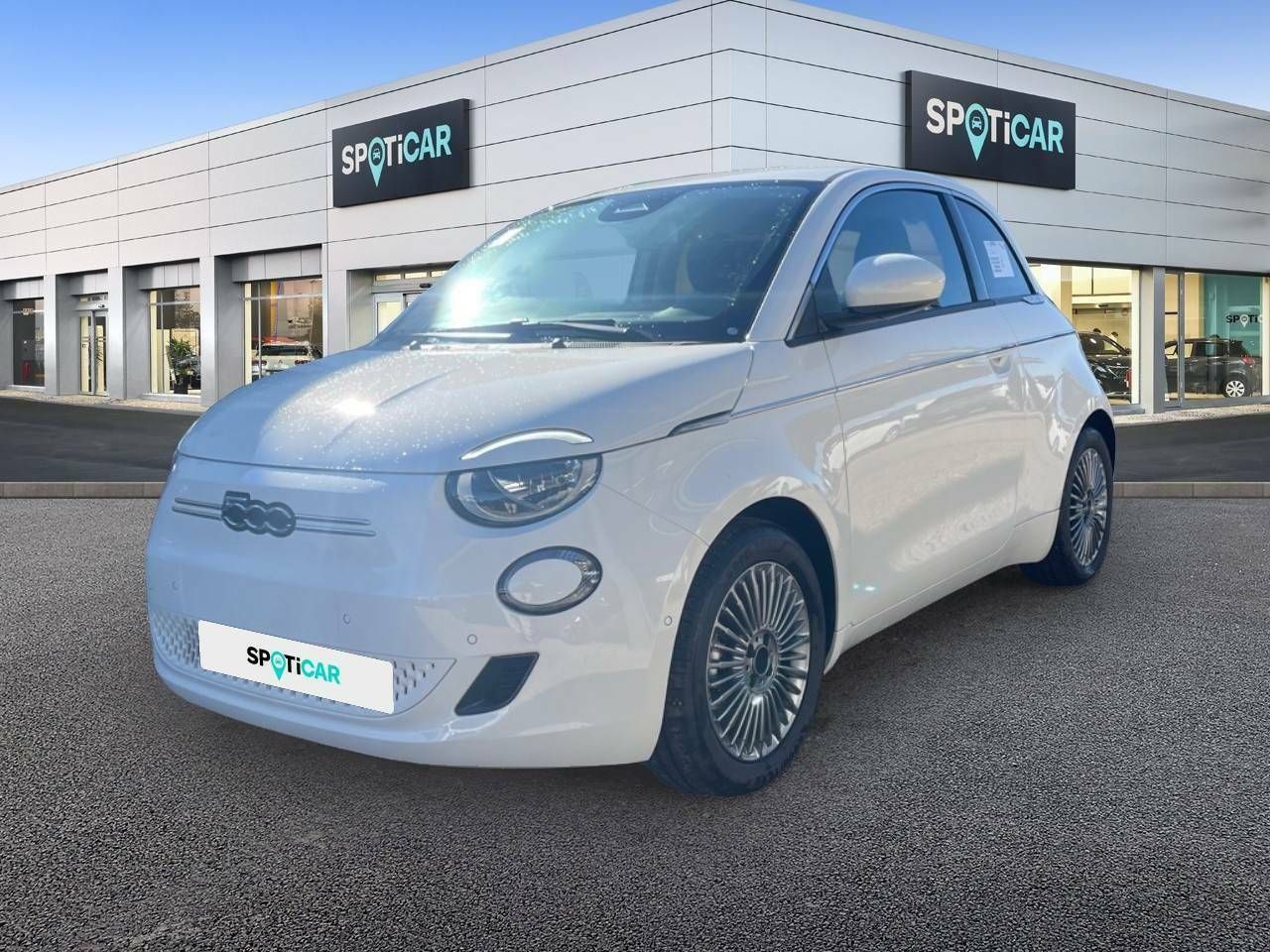 Opel astra 2023 amarillo  de segunda mano - fiat 500 2023 /
