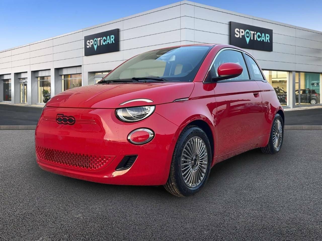 Mazda 2 2020 rojo  de segunda mano - fiat 500 2023 /