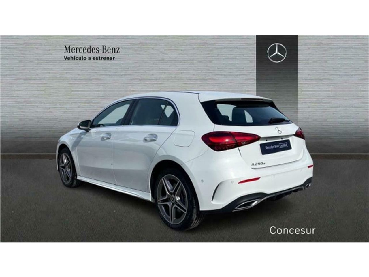 mercedes clase a 2024 / foto grande (3)