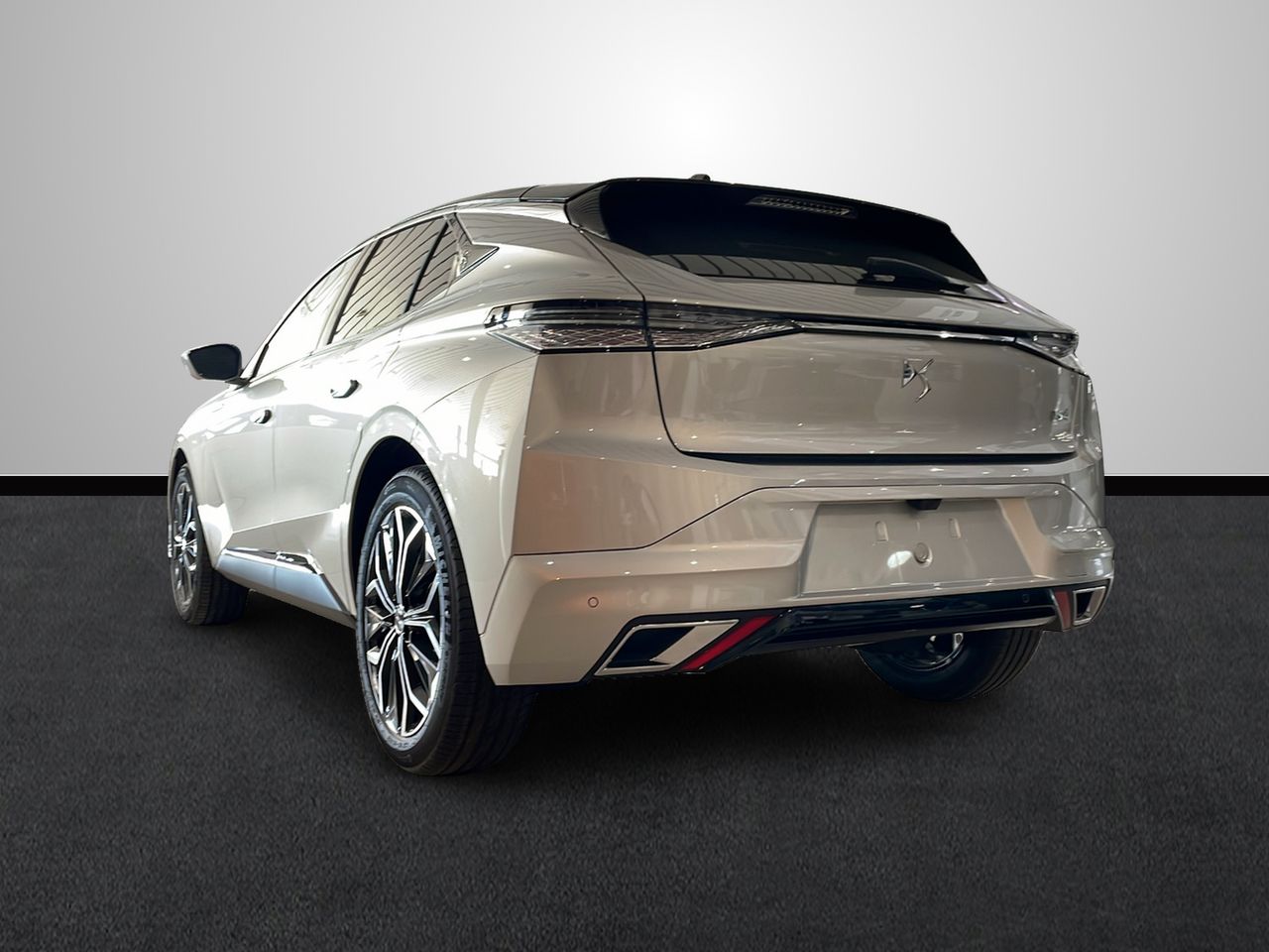 ds automobiles ds 4 2024 / foto grande (3)