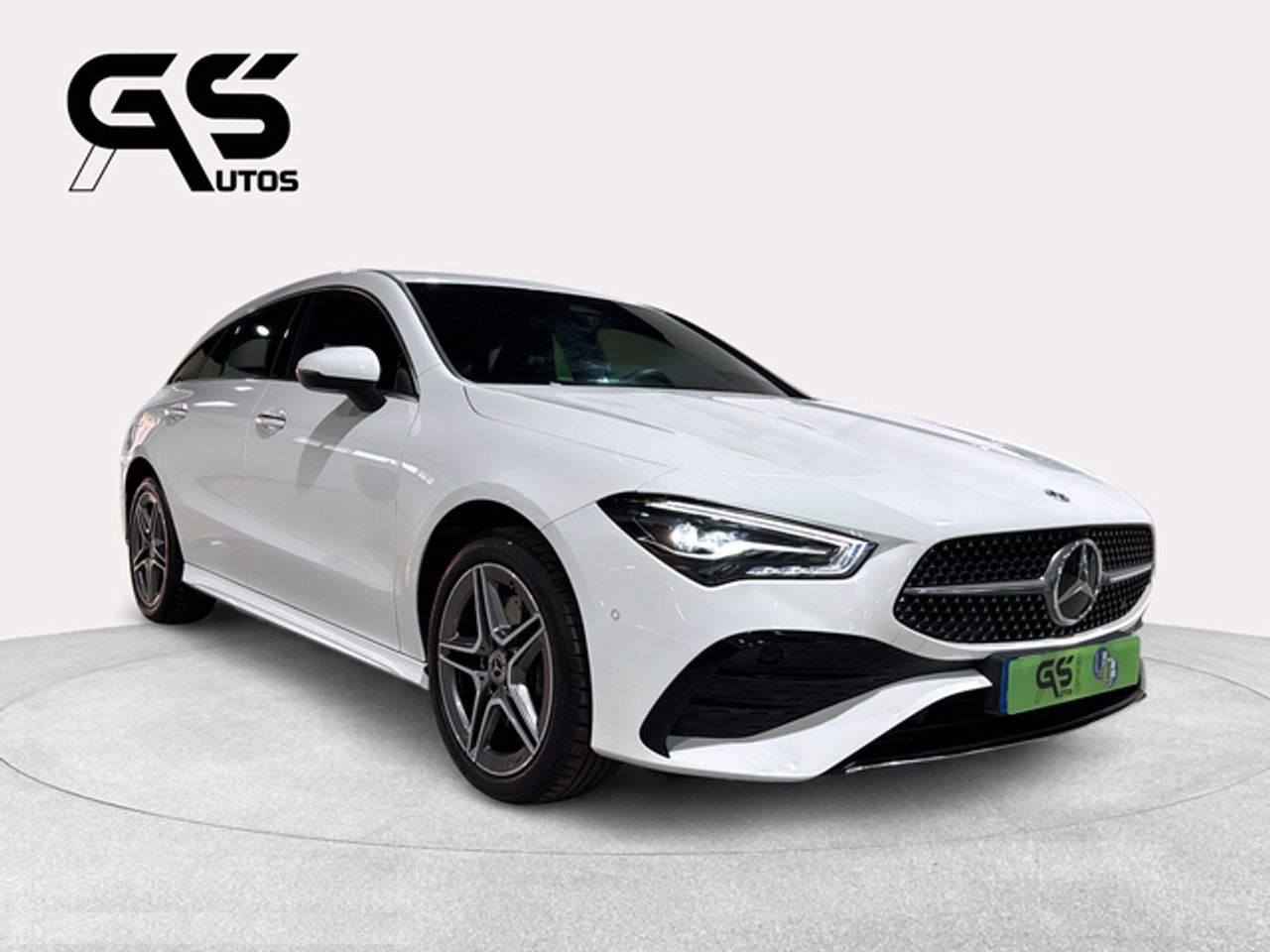 mercedes cla 2024 / foto grande (3)