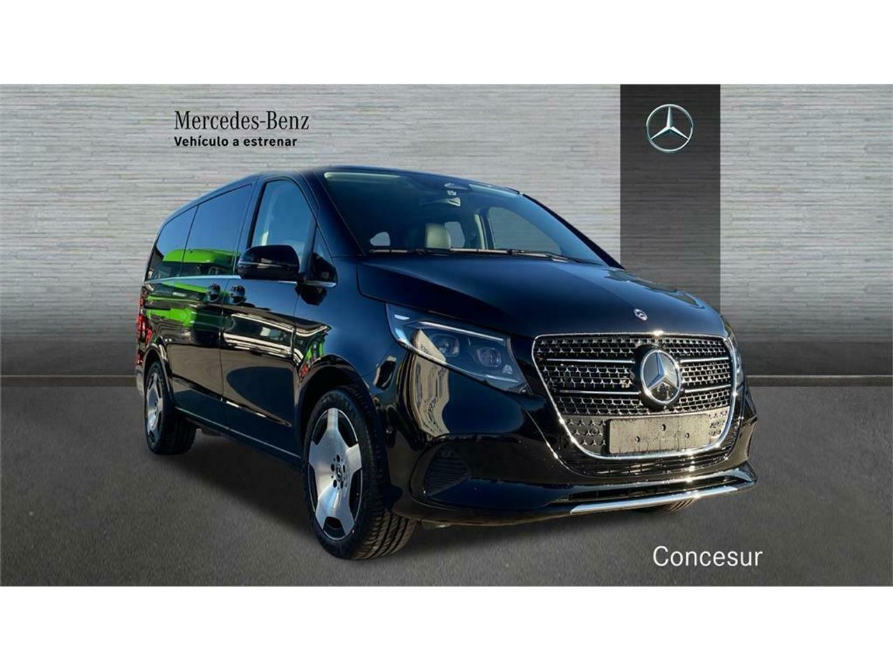 mercedes clase v 2025 / foto grande (3)