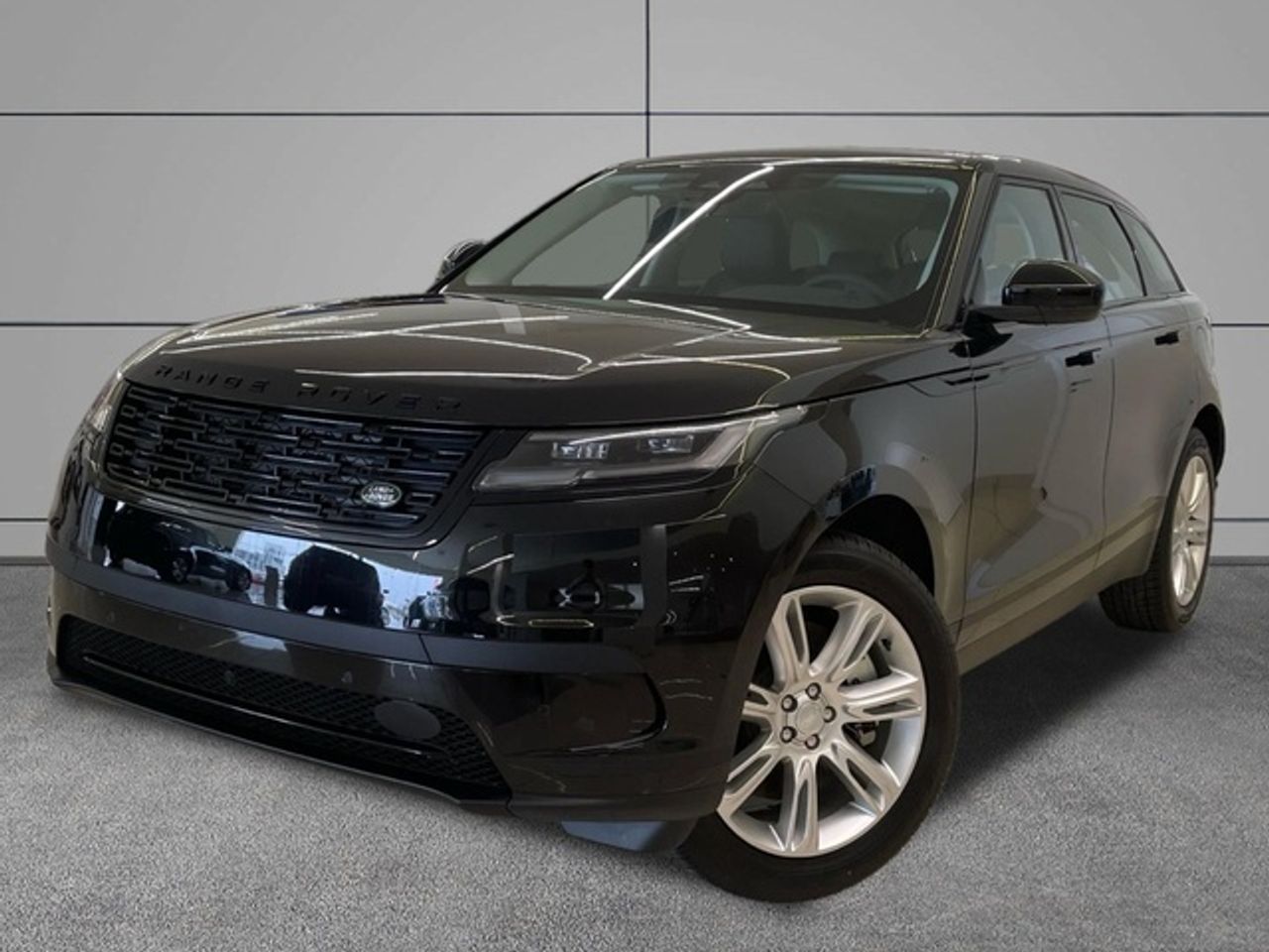 land-rover range rover velar 2024 /