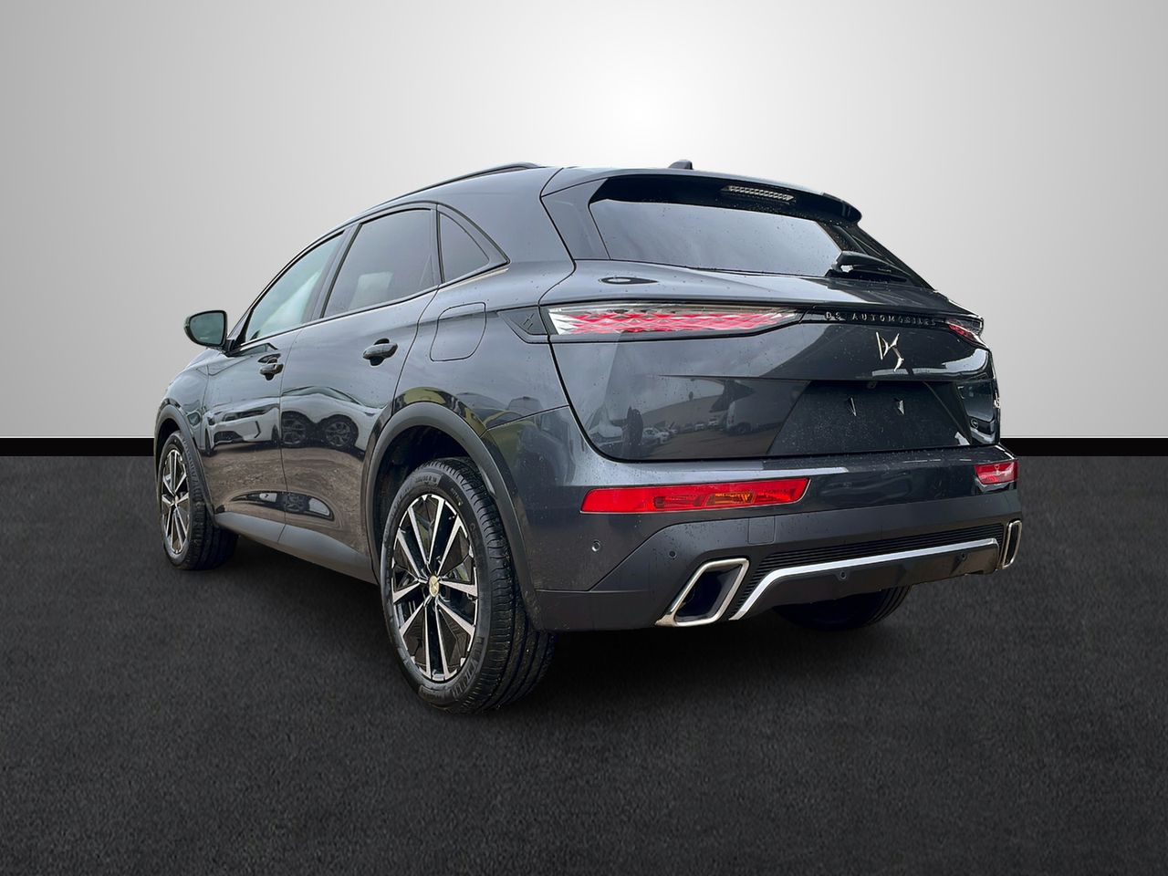 ds automobiles ds 7 2025 / foto grande (2)