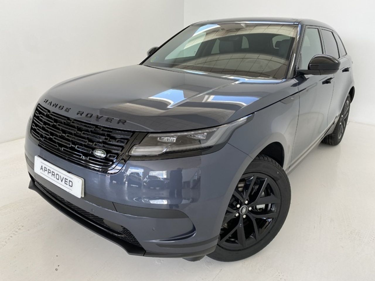 land-rover range rover velar 2024 /