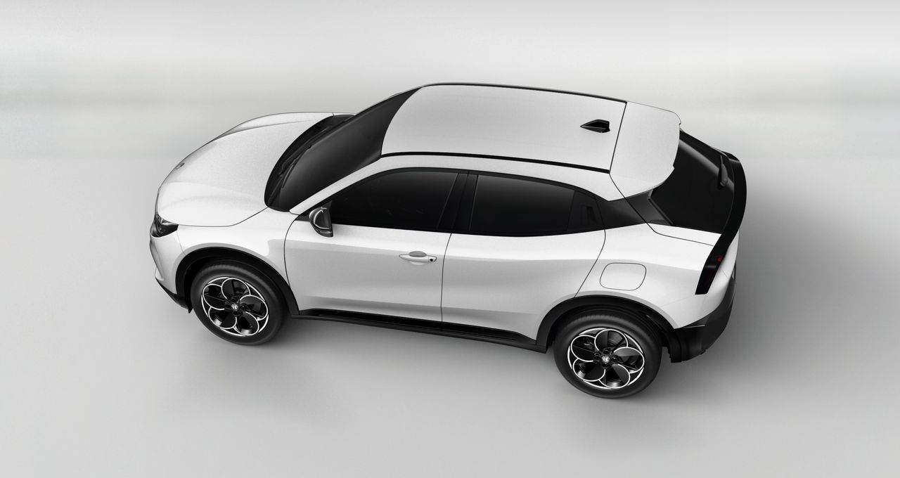 alfa romeo junior 2025 / foto grande (3)