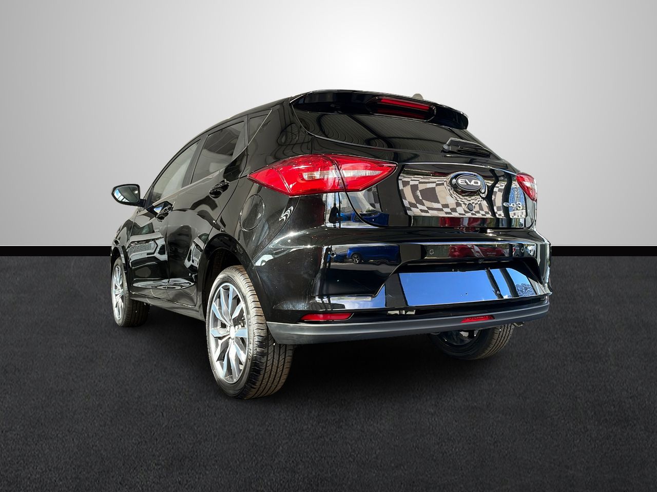 evo 3 2025 / foto grande (3)