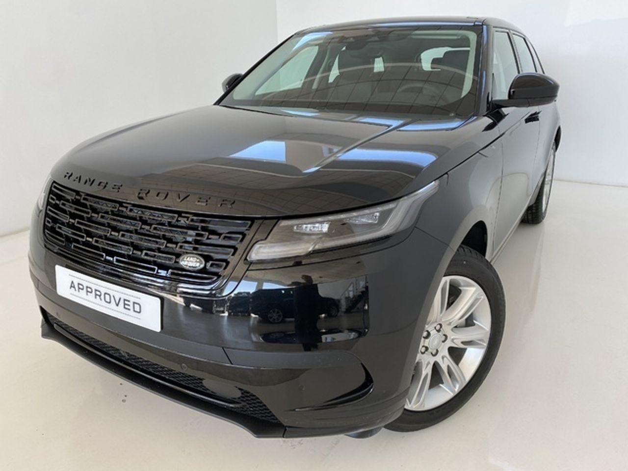 land-rover range rover velar 2024 /