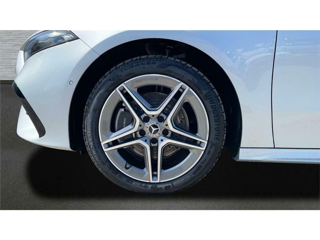 mercedes clase a 2024 / foto grande (3)