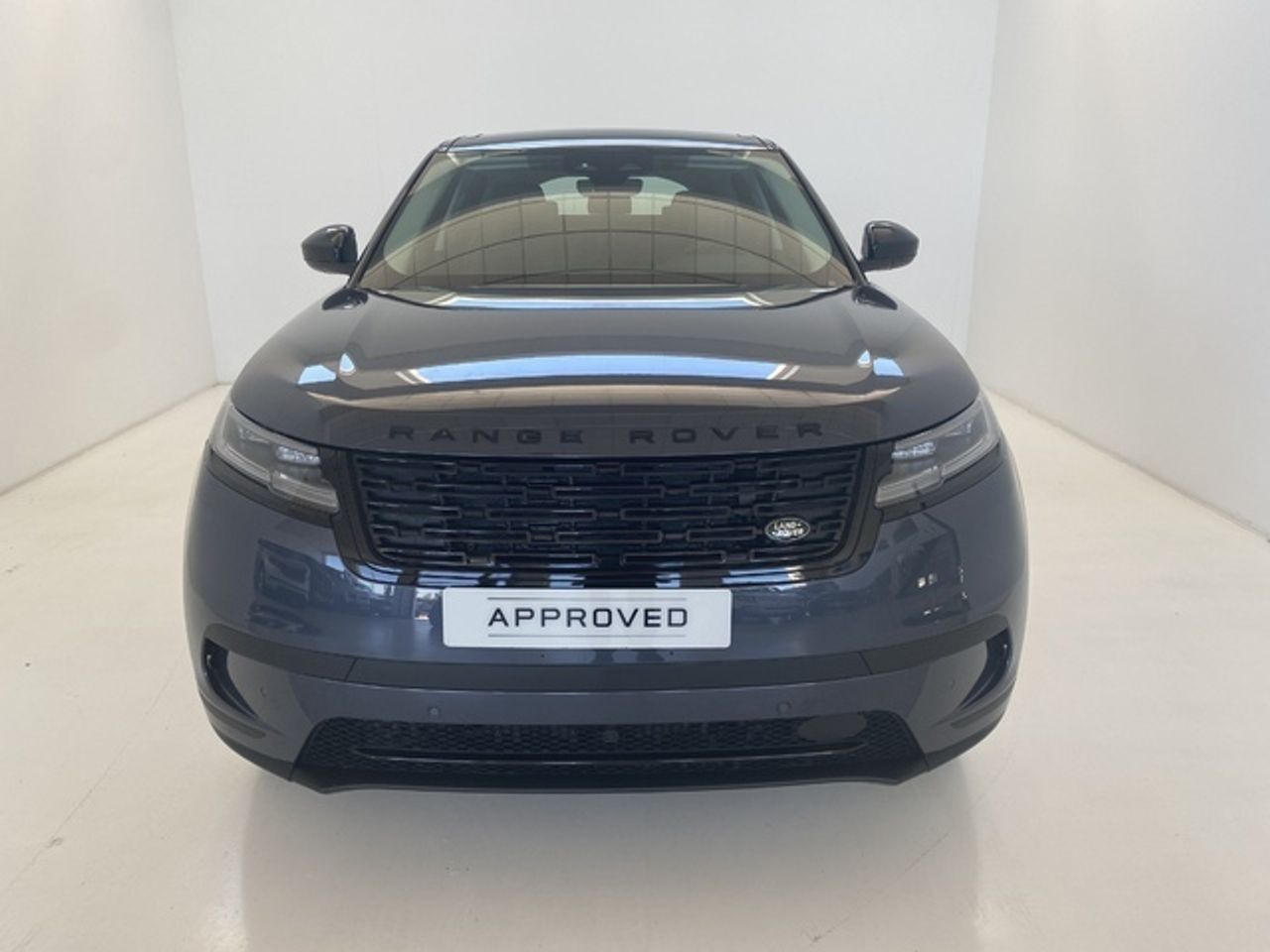 land-rover range rover velar 2024 /