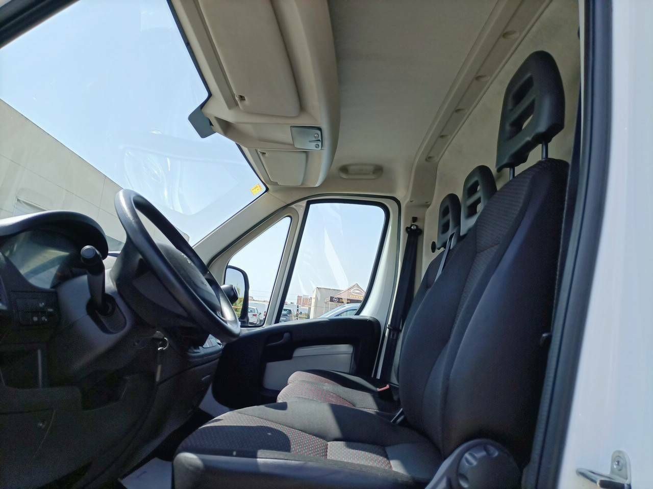 peugeot boxer 2023 / foto grande (3)