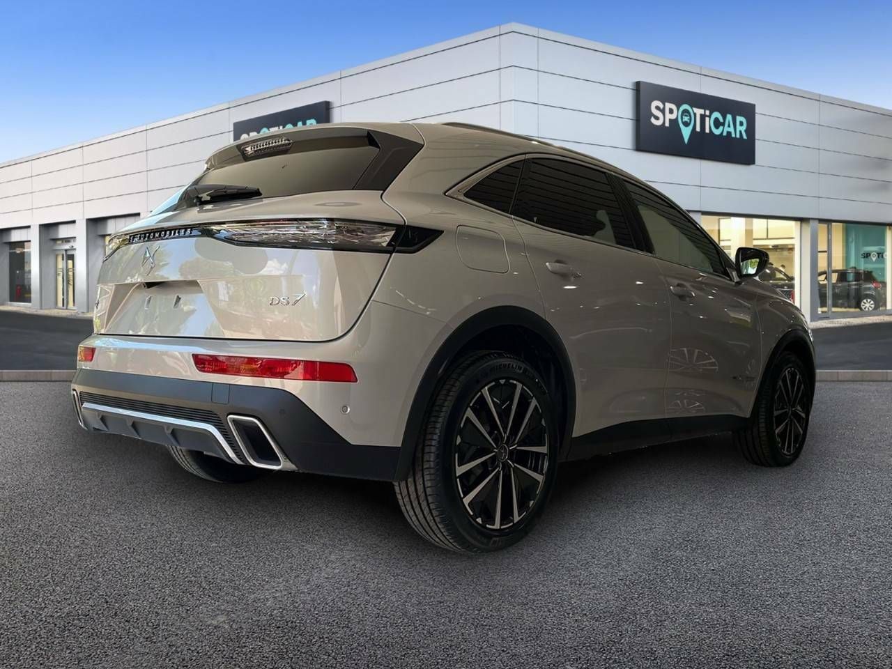 ds automobiles ds 7 2024 / foto grande (2)
