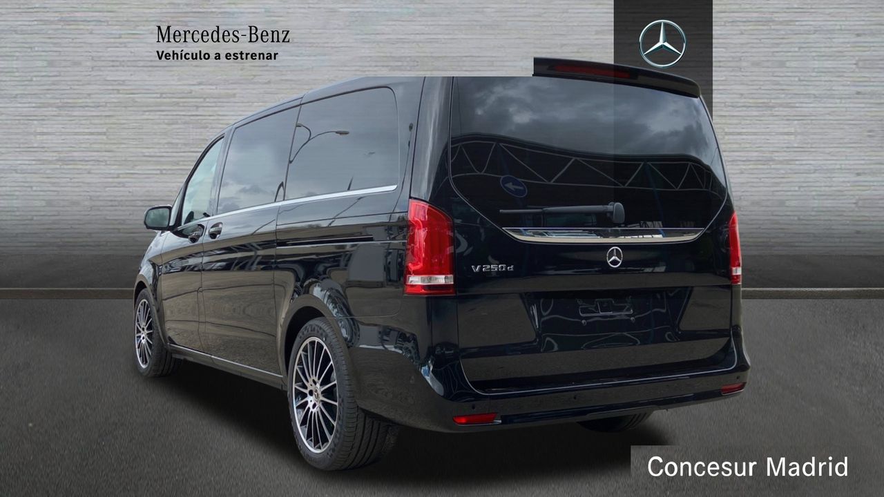 mercedes clase v 2024 / foto grande (3)