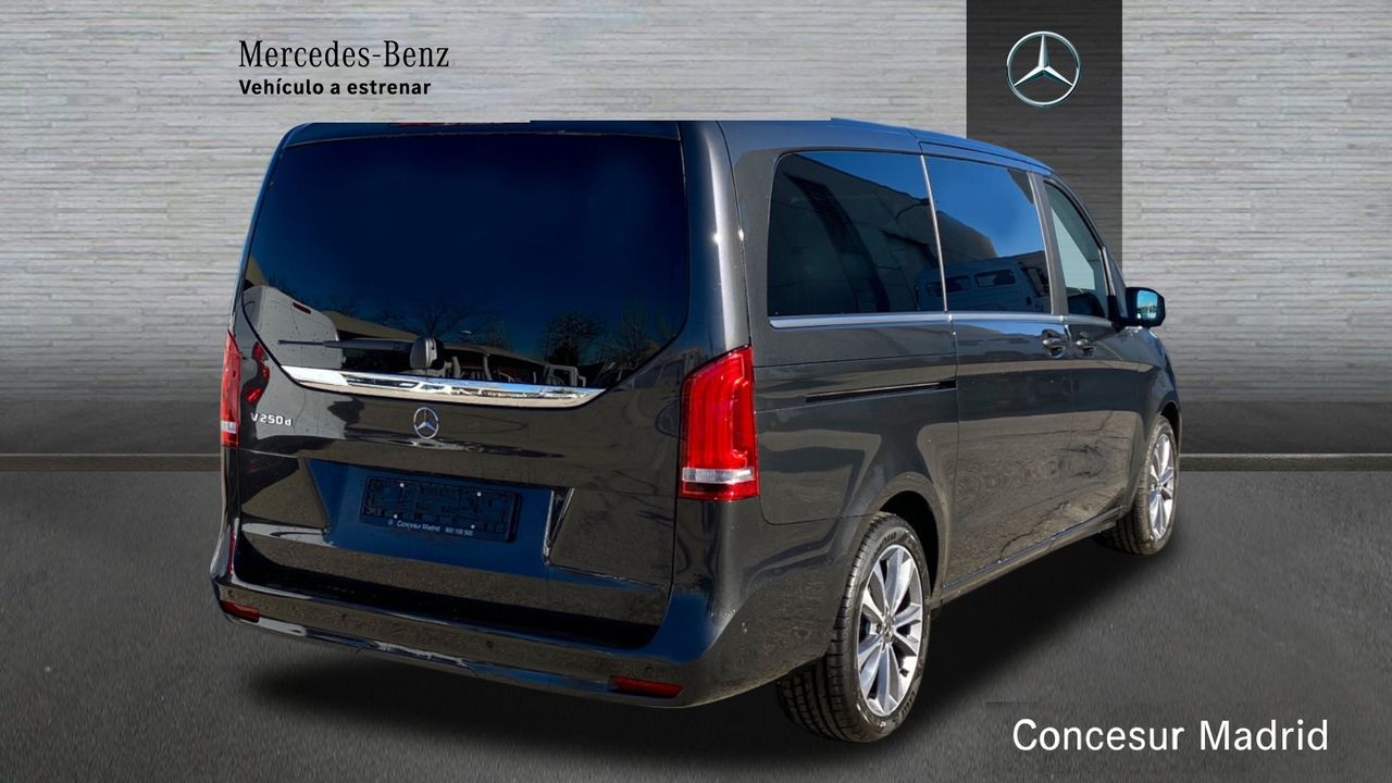 mercedes clase v 2024 / foto grande (2)