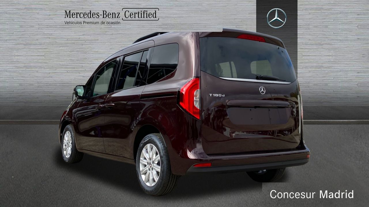 mercedes clase t 2024 / foto grande (3)