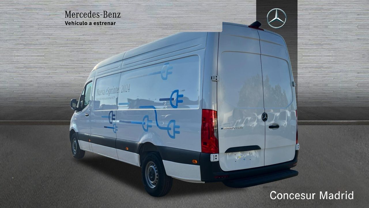 mercedes esprinter 2025 / foto grande (3)