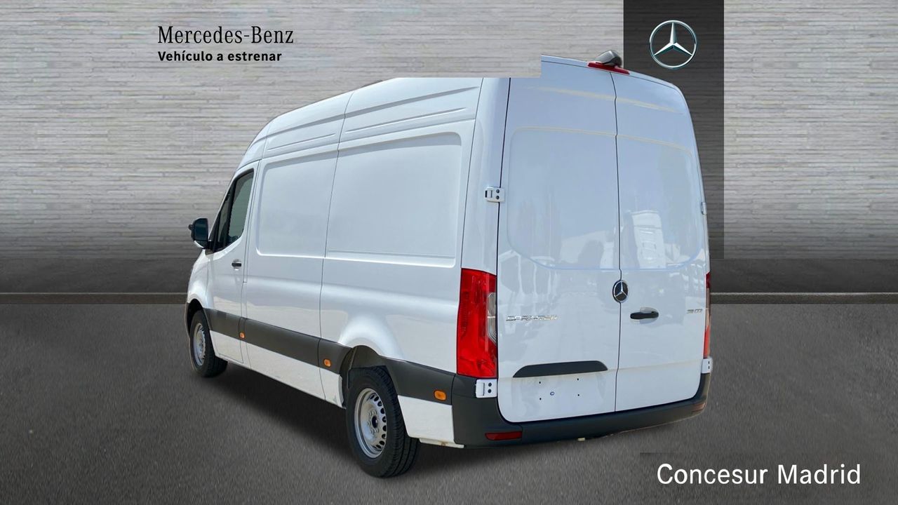 mercedes sprinter 2025 / foto grande (3)