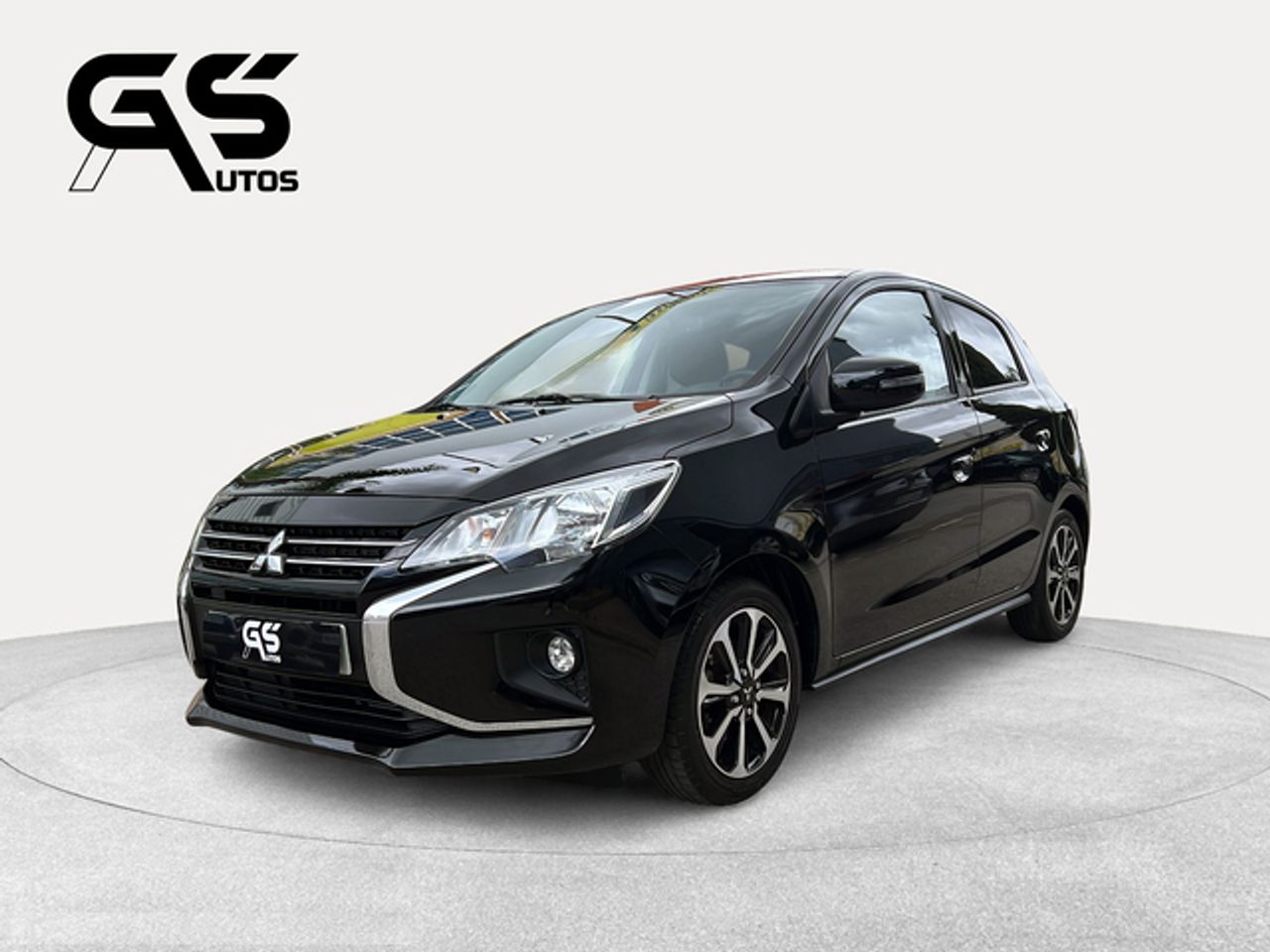 Foto mitsubishi space star 2023 /