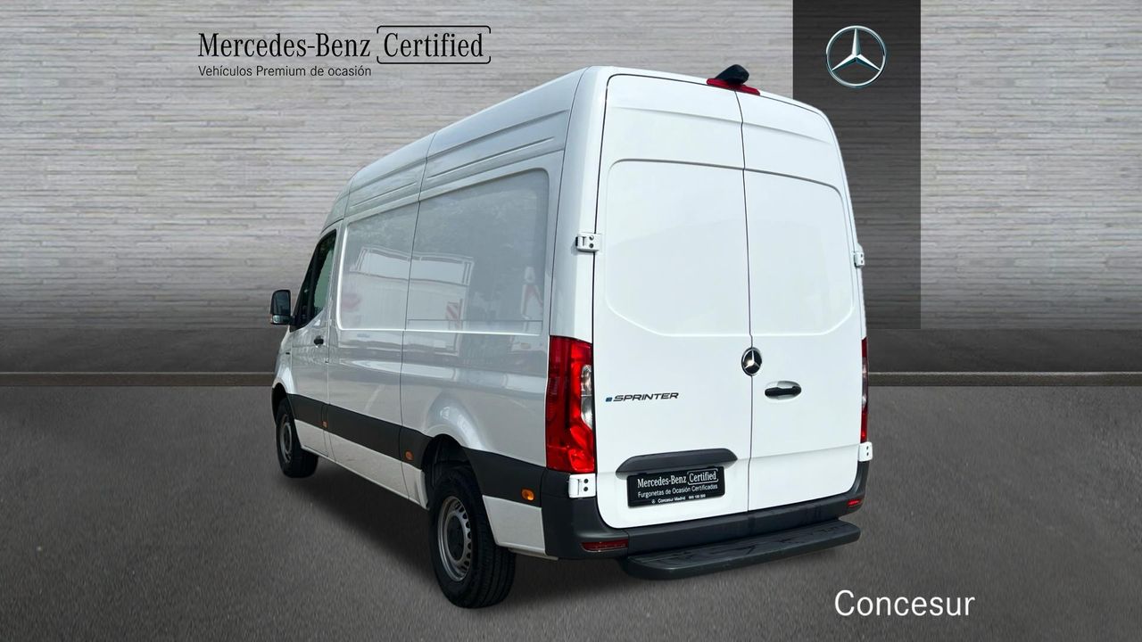 mercedes esprinter 2024 / foto grande (3)