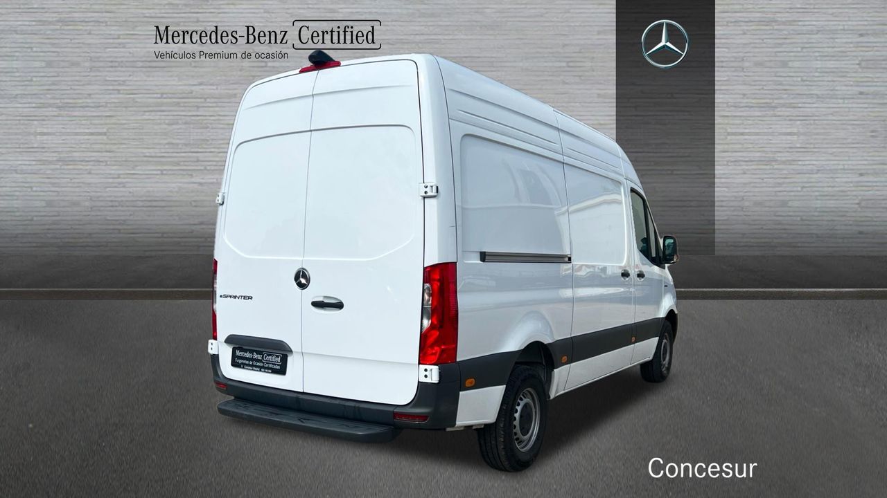 mercedes esprinter 2024 / foto grande (2)