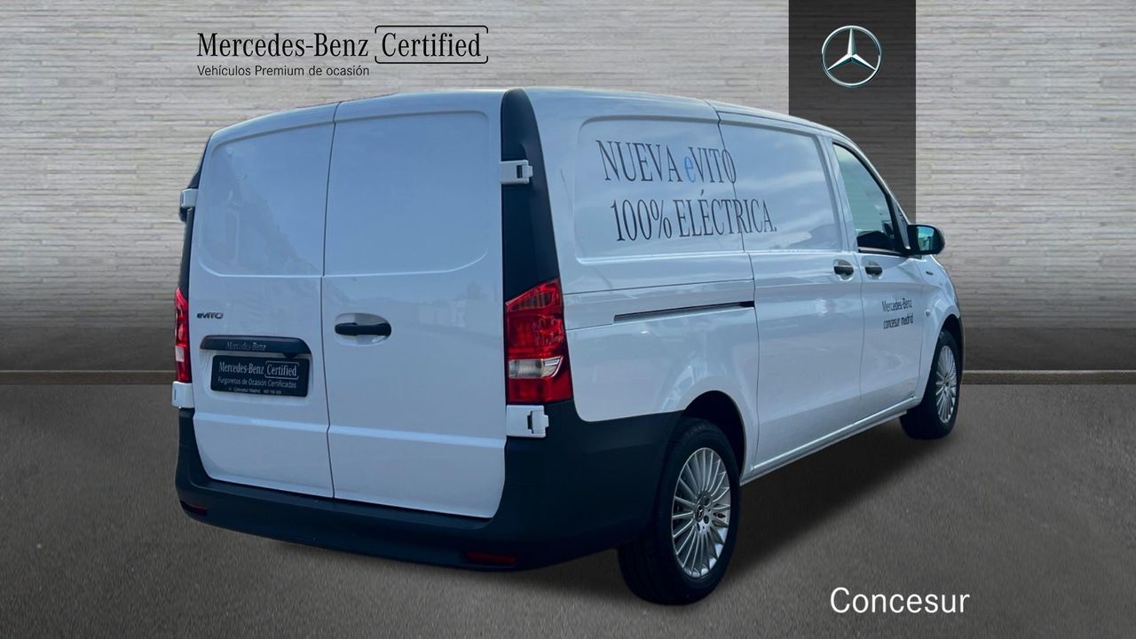 mercedes evito 2024 / foto grande (2)