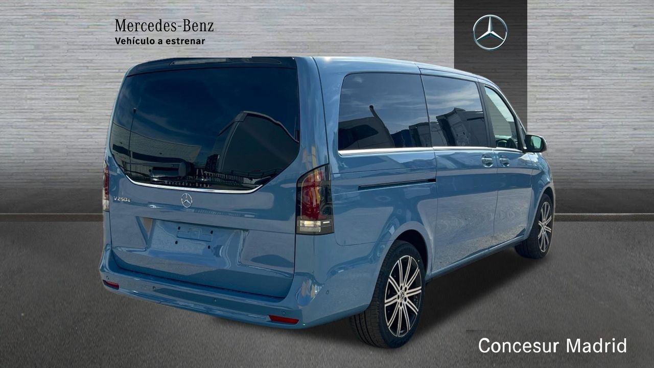 mercedes clase v 2025 / foto grande (2)