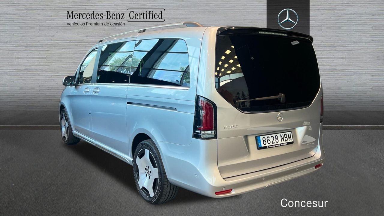 mercedes clase v 2025 / foto grande (3)