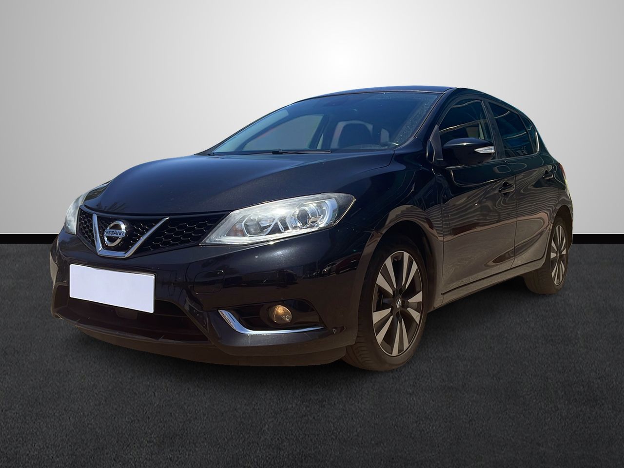 nissan pulsar 2015 /