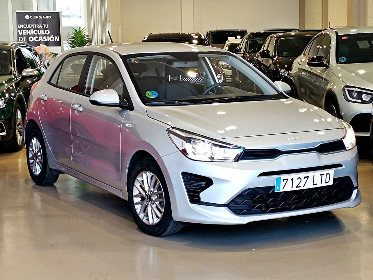 kia rio 2021 / foto grande (3)