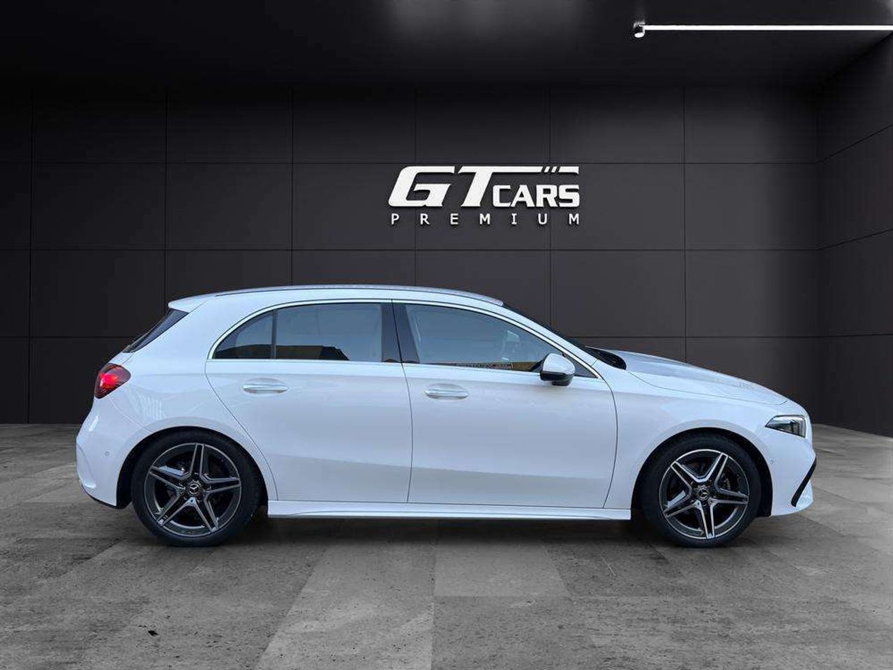 mercedes clase a 2023 / foto grande (2)
