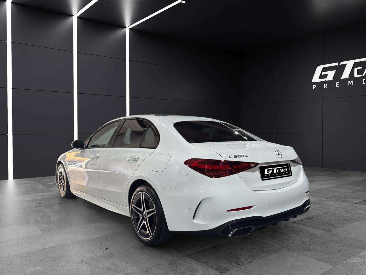 mercedes clase c 2024 / foto grande (3)