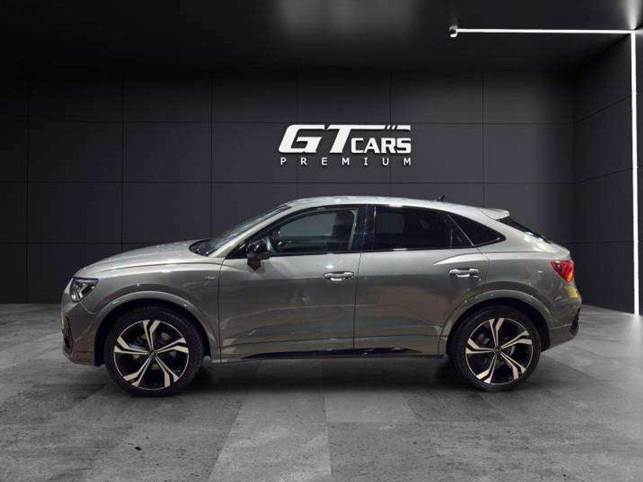 Foto audi q3 2024 /