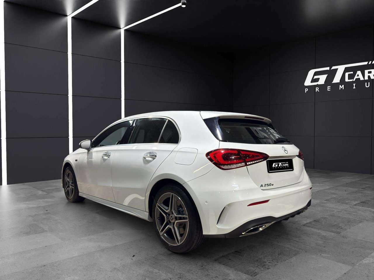 mercedes clase a 2021 / foto grande (3)