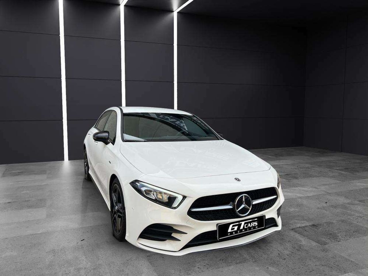 mercedes clase a 2022 / foto grande (3)
