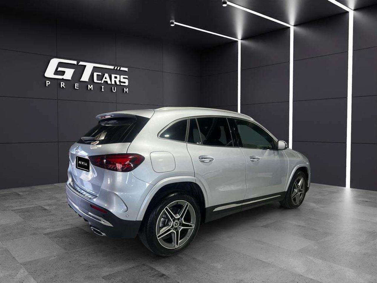 mercedes gla 2024 / foto grande (2)
