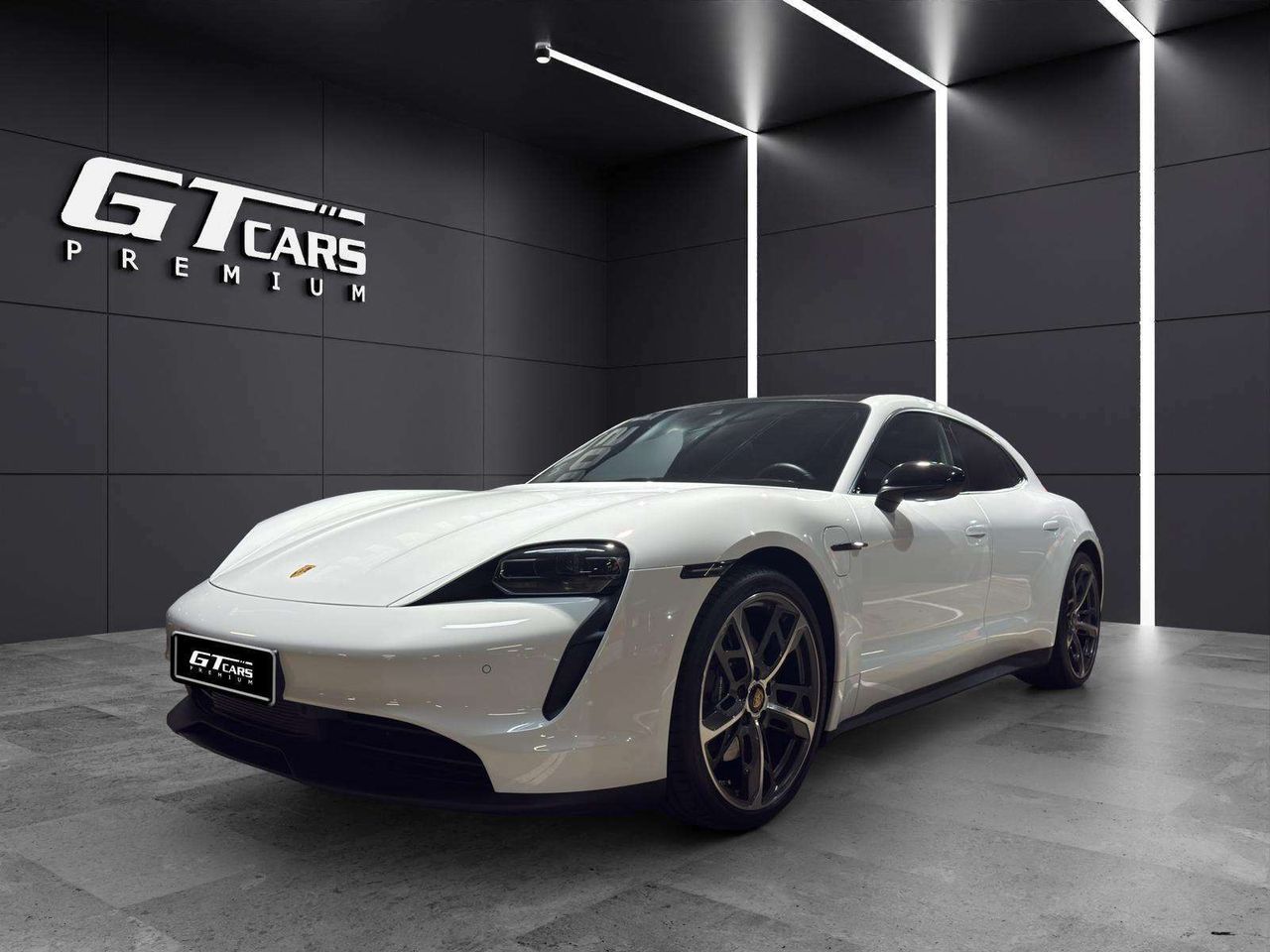 Foto porsche taycan 2023 /