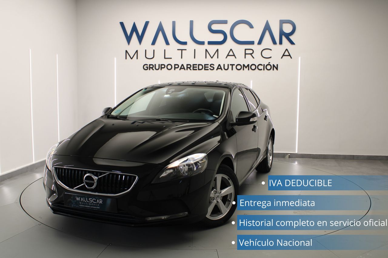 volvo v40 2017 /