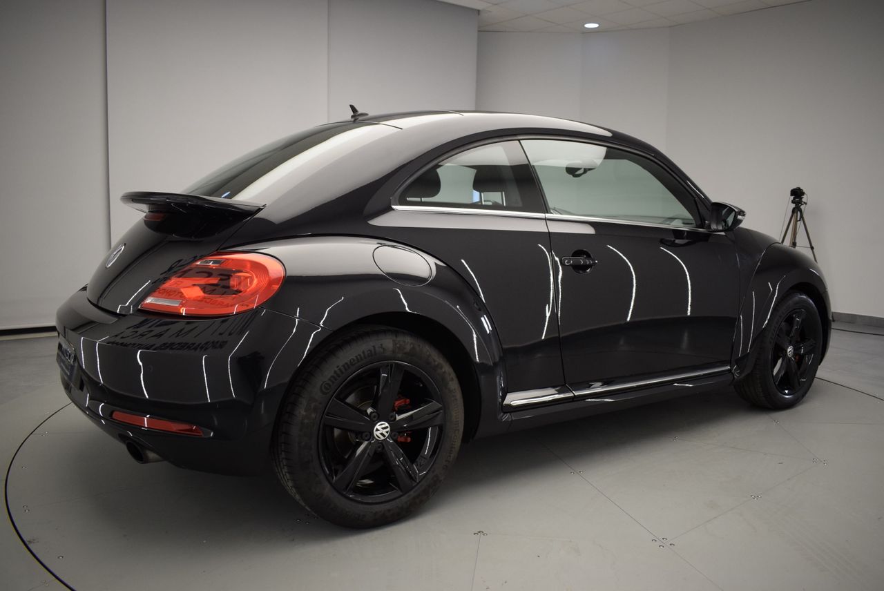 volkswagen beetle 2012 / foto grande (2)