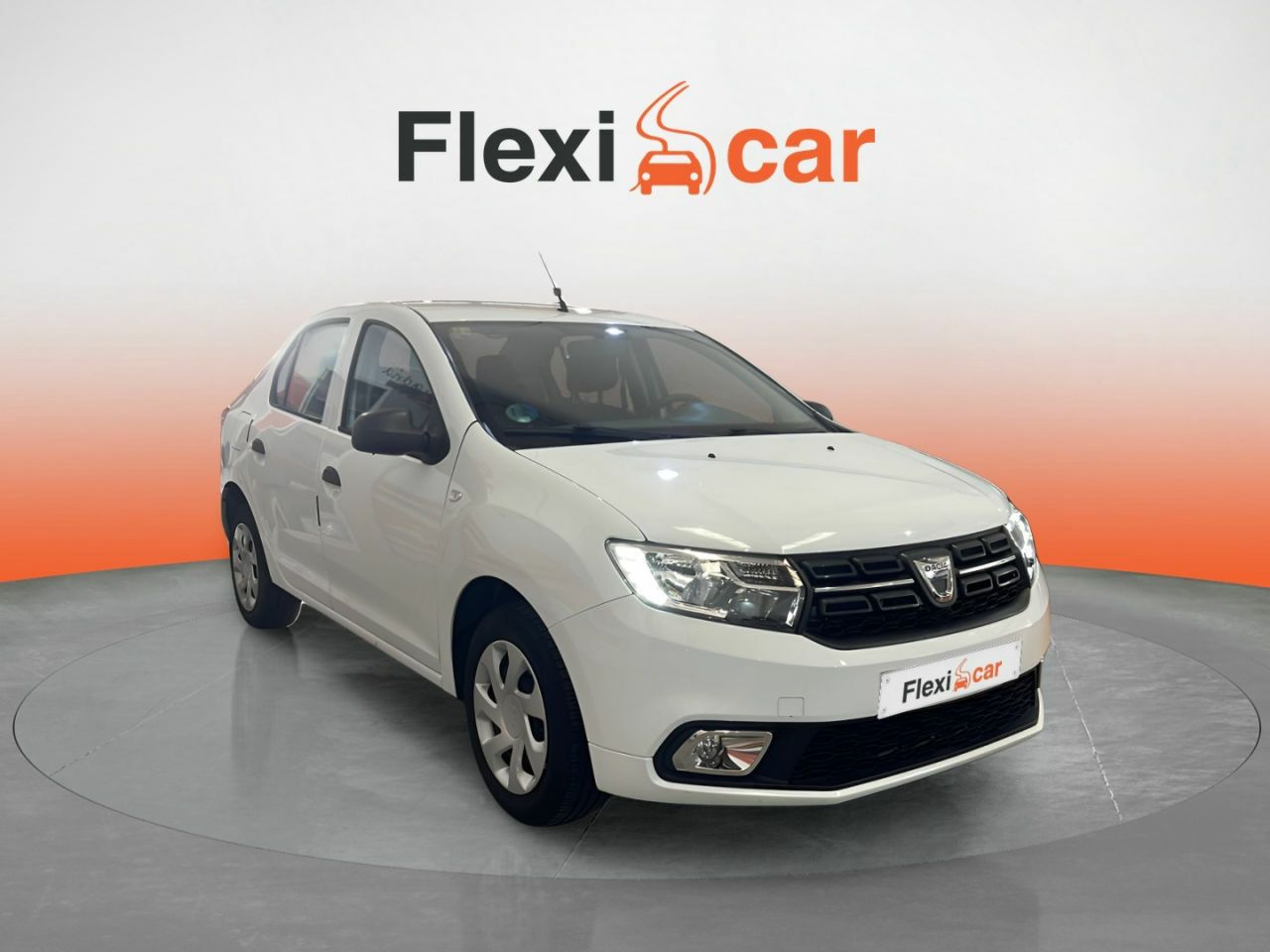 foto de dacia logan 2020 de segunda mano
