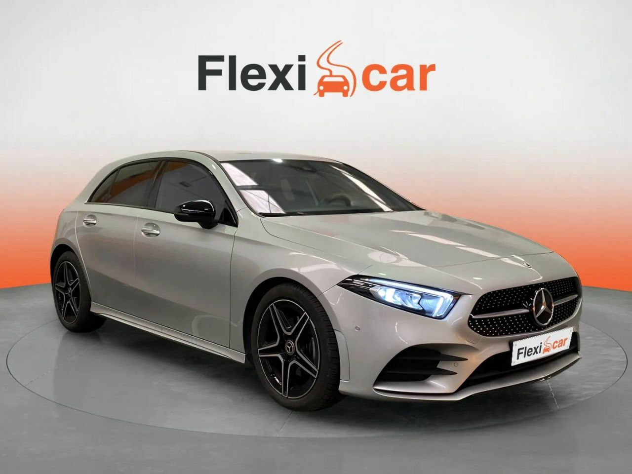Clase c cuero  de segunda mano - mercedes clase a 2022 /