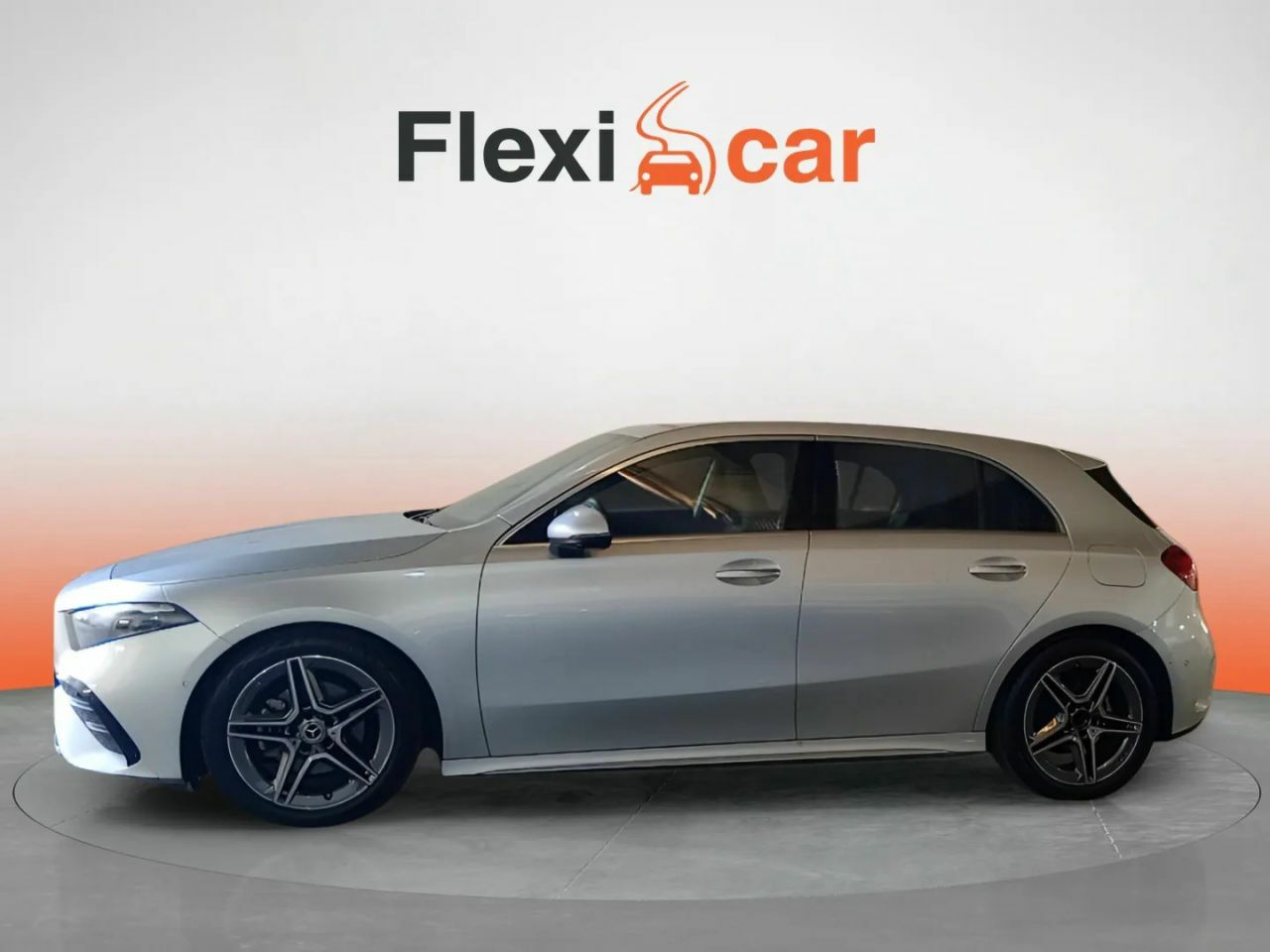 mercedes clase a 2023 / foto grande (3)